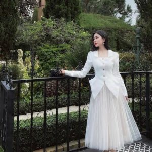 setelan wanita elegan